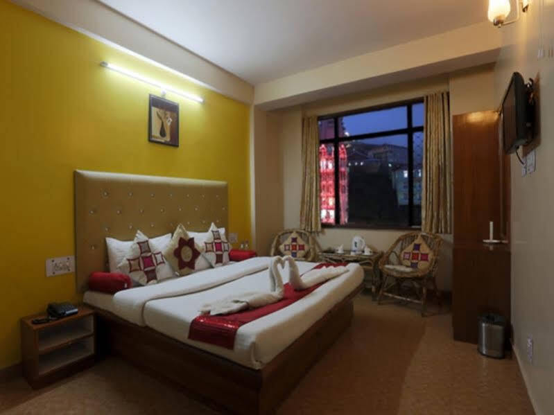 Hotel Harmony Purple Mall Road Shimla Exterior foto